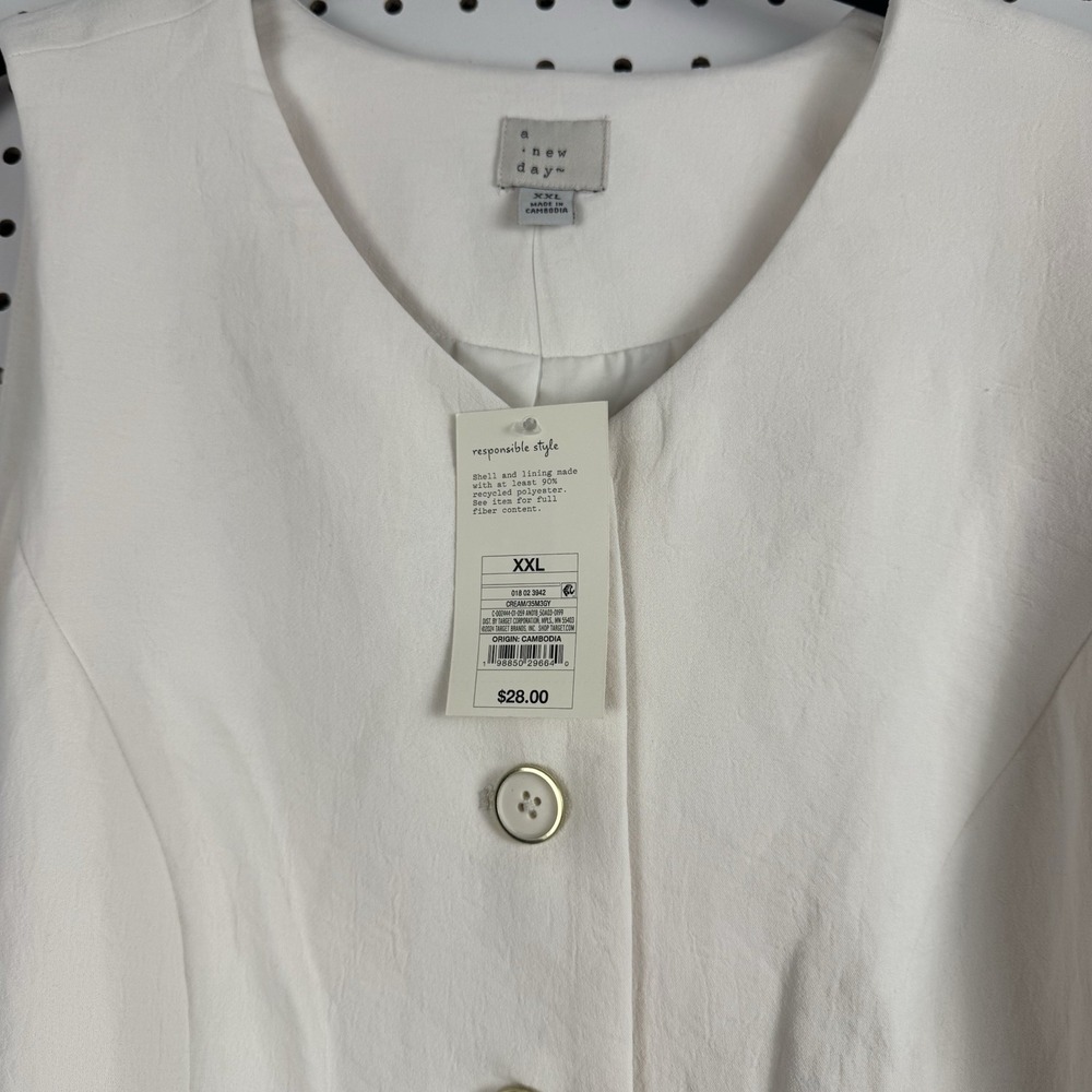 A New Day brand women's tailored vest in white, featured in size XXL. - Picture 2 of 9